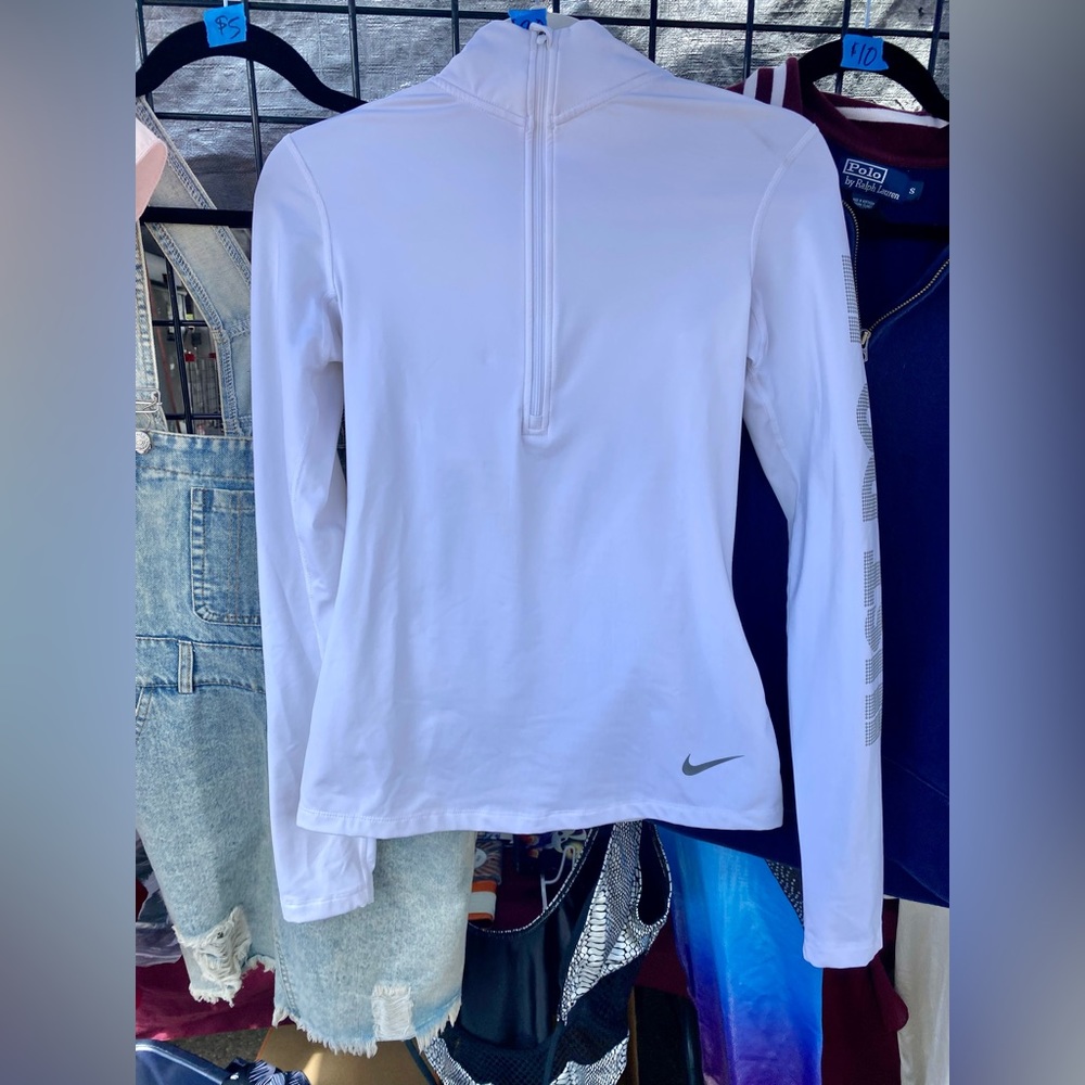 Nike Pro Dry Fit White Long Sleeve 1/4 Quarter Zip - Women size Small